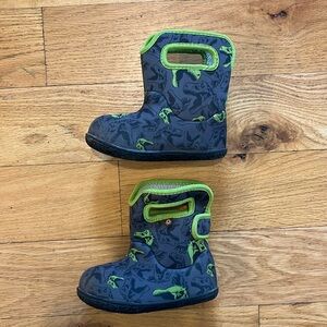 Bogs boots, toddler size 8, excellent used condition